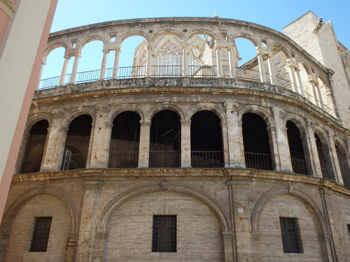 Basilica de Virgen de Los Desamparados.